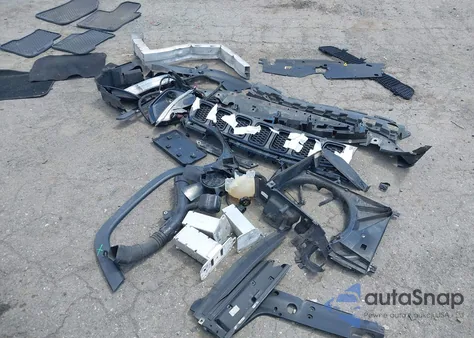 2018 Jeep Compass Altitude 4X4 from USA, damaged, VIN 3C4NJDBB3JT313458